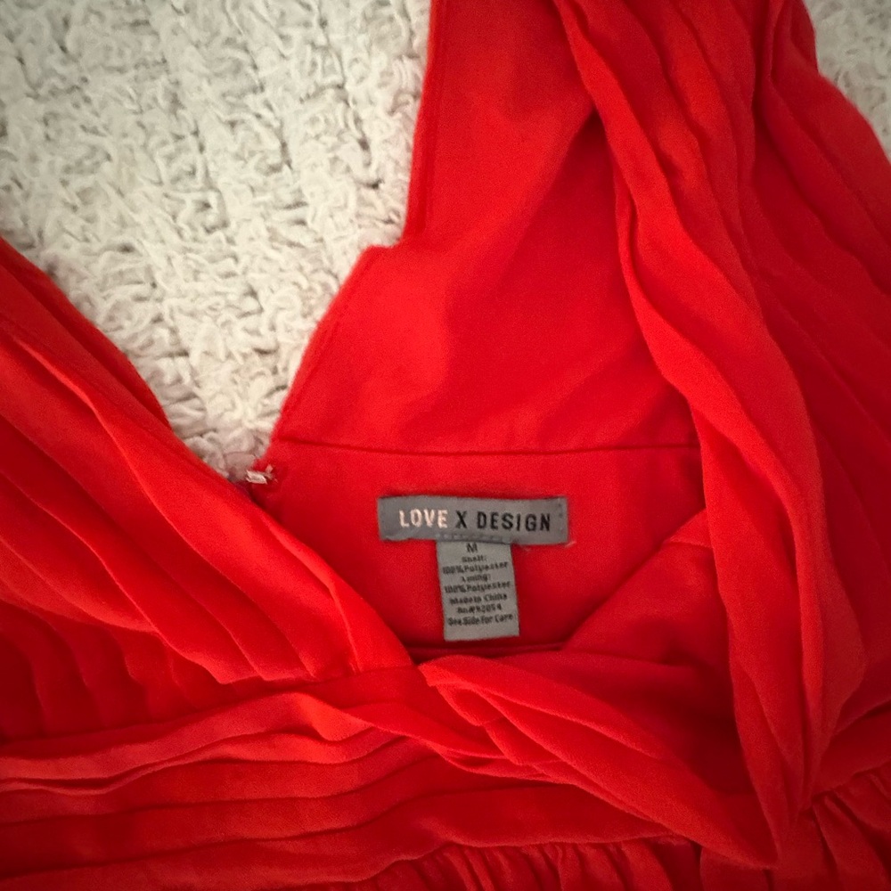 Love X Design Elegant Red Evening Gown - Picture 5 of 6